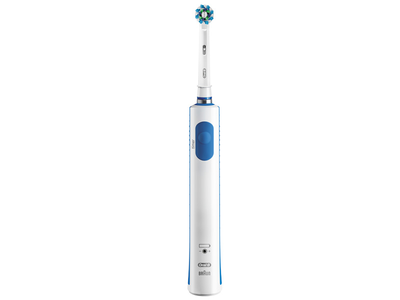 Bàn chải đánh răng điện Oral-B Pro600 D16.513