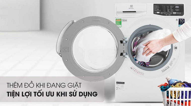 Thêm đồ vào máy tiện lợi