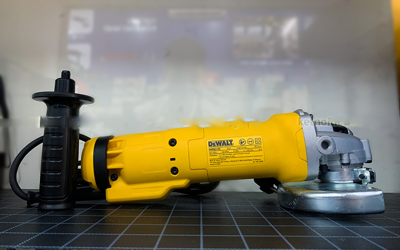 Máy mài góc nhỏ Dewalt DWE8310S-B1