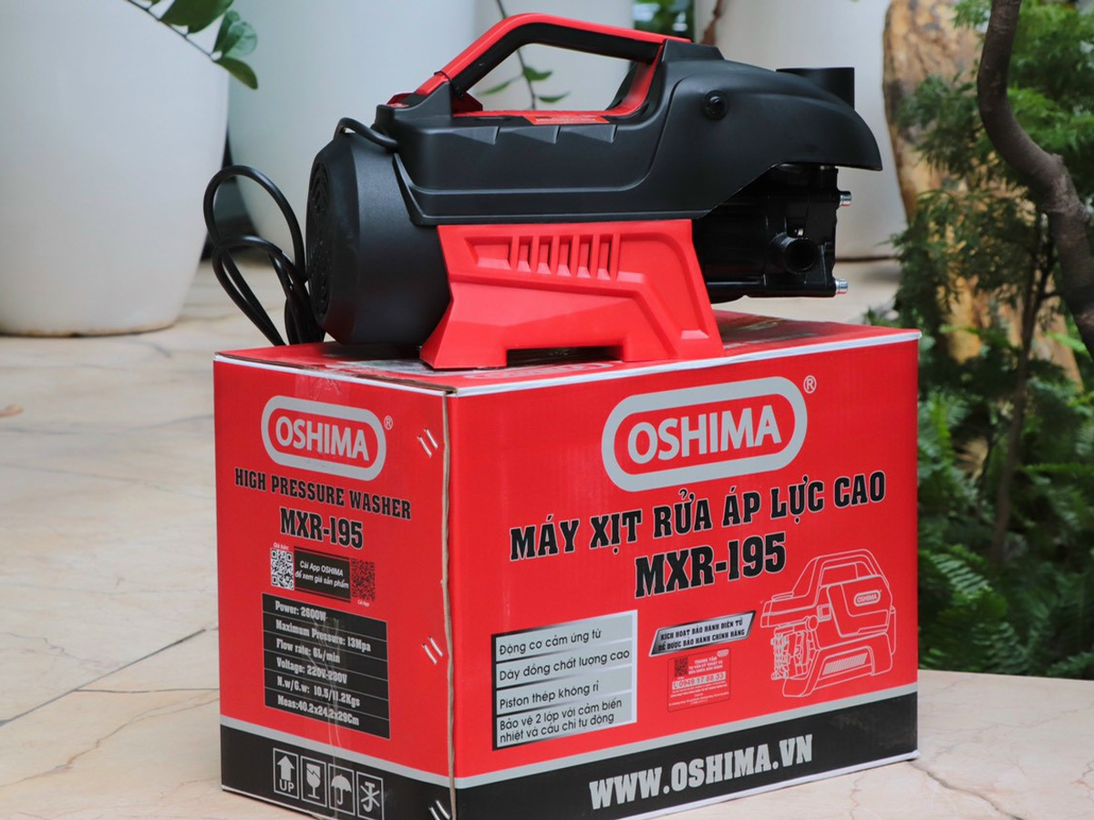 Máy xịt rửa Oshima MXR195