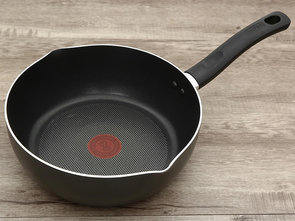 Chảo chiên sâu lòng chống dính đáy từ Tefal Only Cook