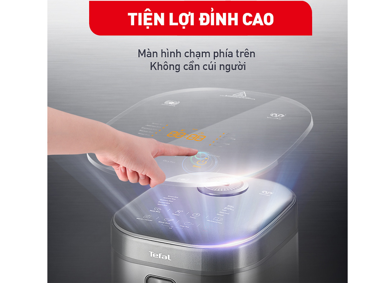 Nồi cơm Tefal RK818A68 được trang bị bảng điều khiển điện tử hiện đại