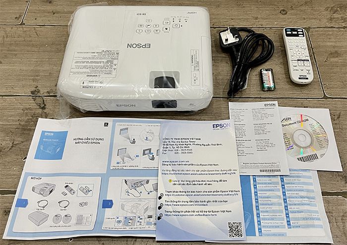 Máy chiếu Epson EB-E01