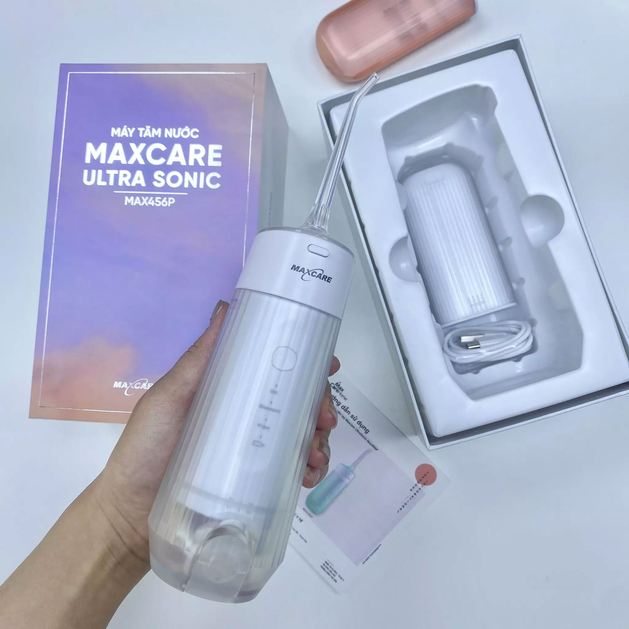 Máy tăm nước cầm tay Maxcare UltraSonic Max456P