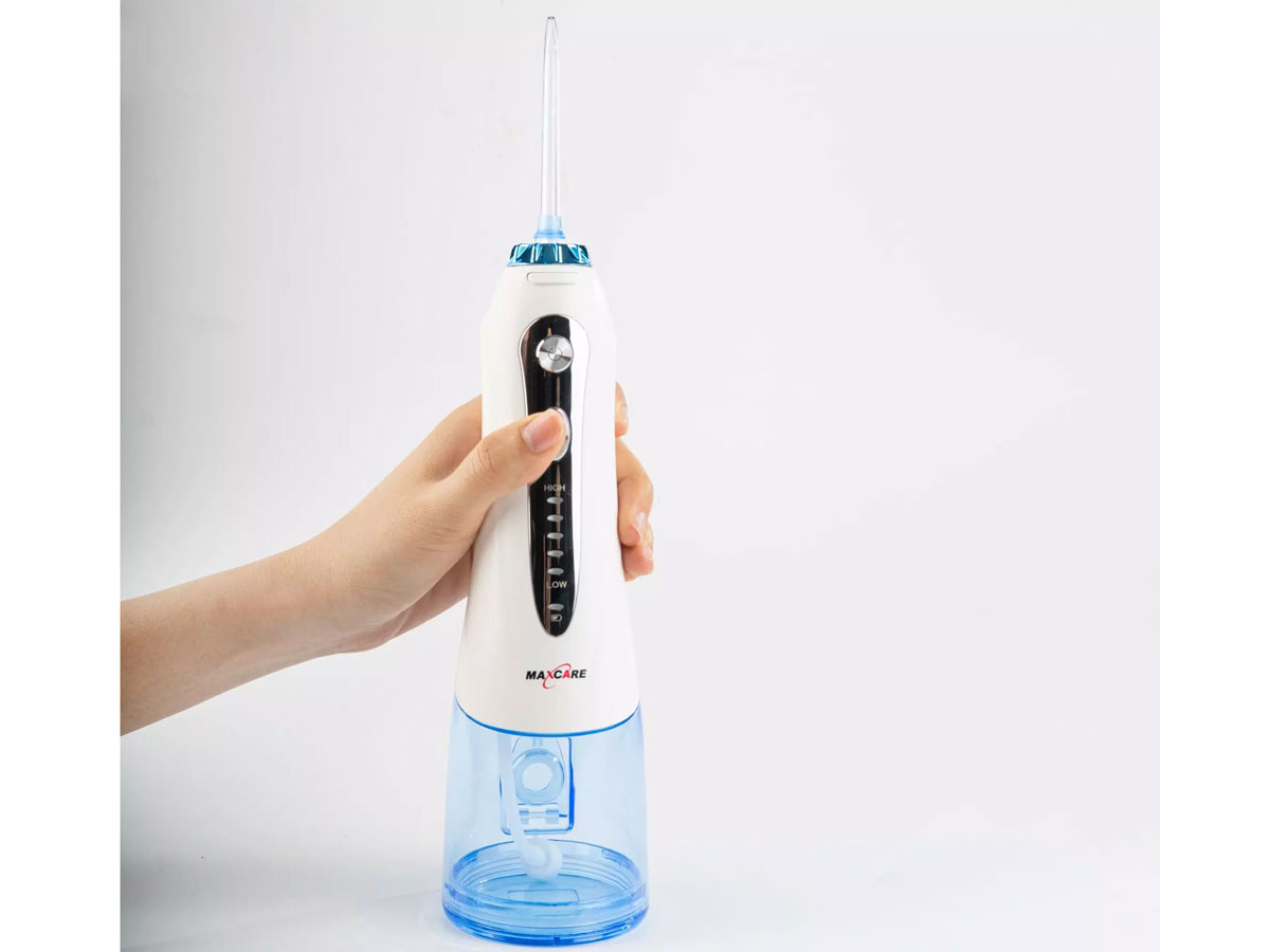 Máy tăm nước cầm tay Maxcare M1Pro