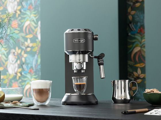 Máy pha cà phê Delonghi Dedica Metallics EC785.GY