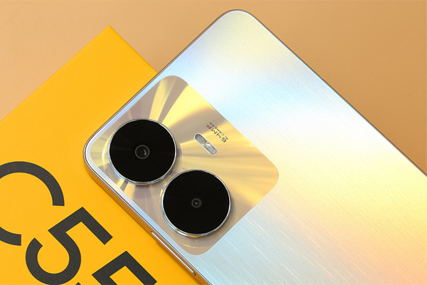 Realme C55