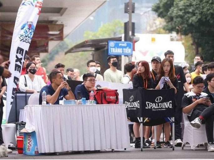 Xe đựng bóng rổ, bóng đá, bóng chuyền Spalding 68486