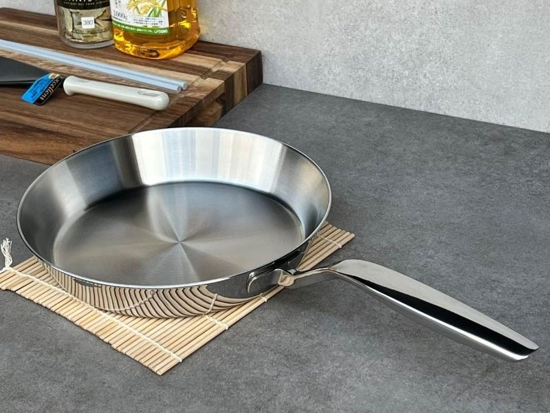 Chảo đúc inox 3 lớp đáy liền Tri-Ply Kaiyo size 26cm