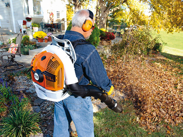 Máy thổi lá mang vai Stihl BR500