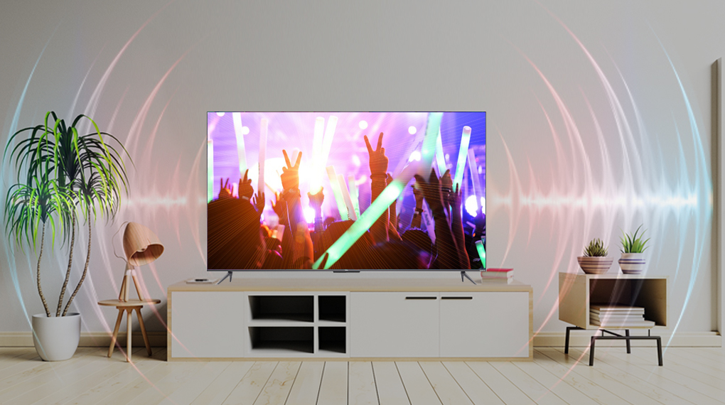 Tivi 65 inch TCL 65Q646 có  chân đế