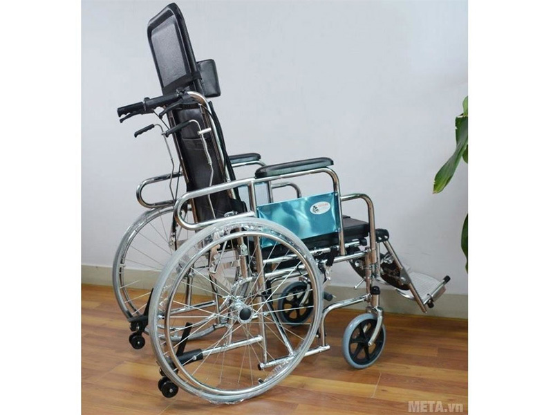 Xe lăn đa năng Lucass X7 (~X7A) - Xe lăn có bô, ngả và tay phanh