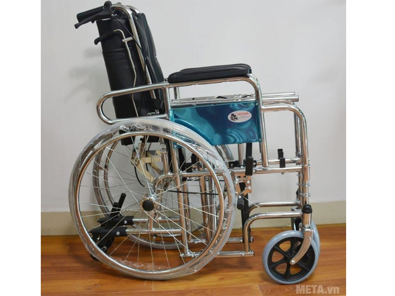 Xe lăn đa năng Lucass X7 (~X7A) - Xe lăn có bô, ngả và tay phanh