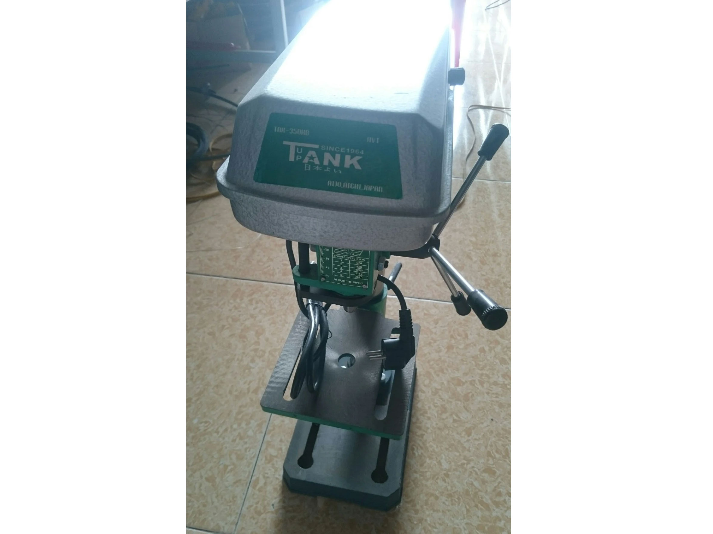 Máy khoan bàn Tupank 350W TAK-350KB