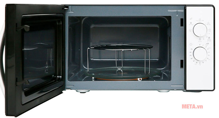 lò vi sóng Electrolux 20 lít EMG20K38GB có khoang lò rộng