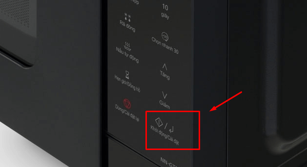 Lò vi sóng điện tử Panasonic NN GT35NBYUE có tính năng khóa bảng điều khiển
