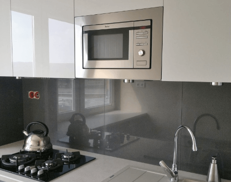Lò vi sóng 20 lít AMM20BI sở hữu thiết kế rất tinh tế, hiện đại