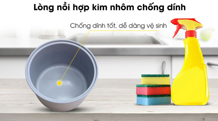 Lòng nồi Cuckoo CR 1713 được làm từ hợp kim nhôm có phủ lớp chống dính