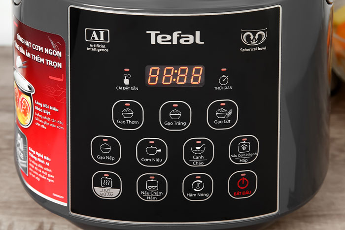 nồi cơm điện tử Tefal 1,8 lít RK736B68 có bảng điều khiển hiện đại