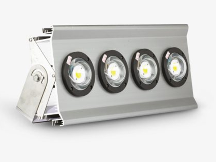 Đèn led thiết kế chắc chắn 