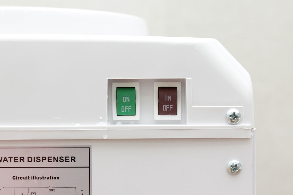 Cây nước nóng lạnh bình úp