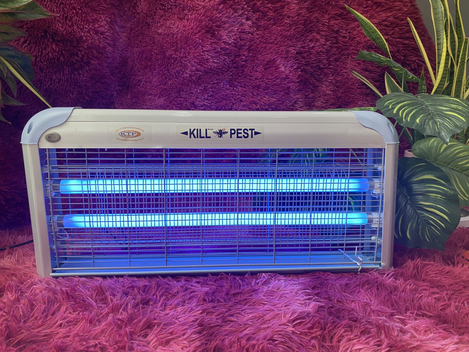 Đèn diệt côn trùng Pest Killer IK-204