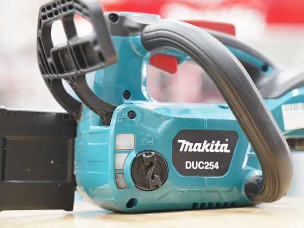 Makita DUC254Z