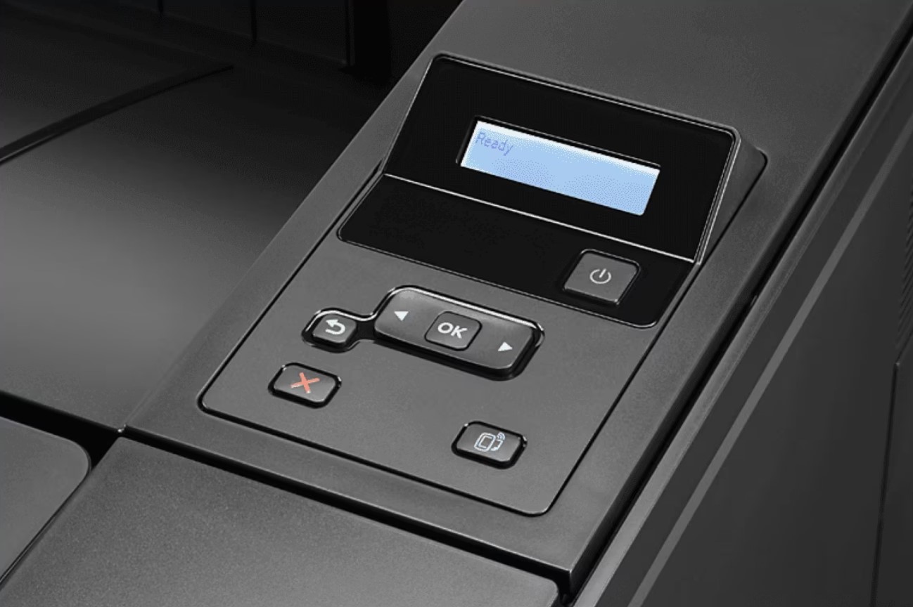 Máy in laser HP M706N trang bị bảng điều khiển nút bấm kết hợp màn LCD