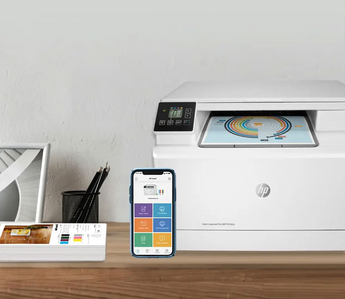 HP Laserjet Pro MFP M182N còn được trang bị cổng USB và cổng mạng LAN cho quy trình in ấn thuận tiện