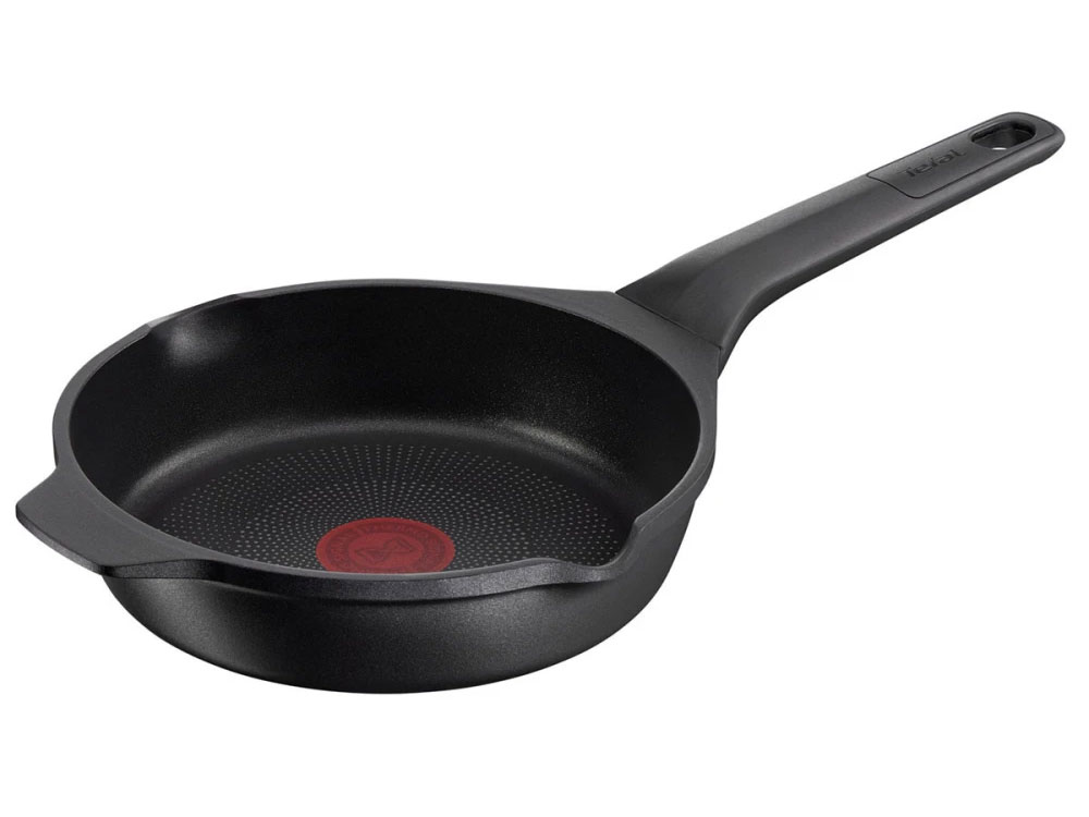 Chảo đúc chống dính Tefal Robusto E2490244 - 20cm