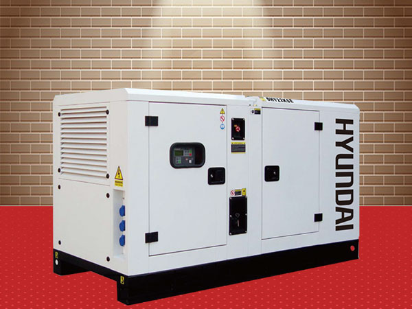 Máy phát điện 20 KVA/16 KW 3 pha Hyundai DHY22KSE