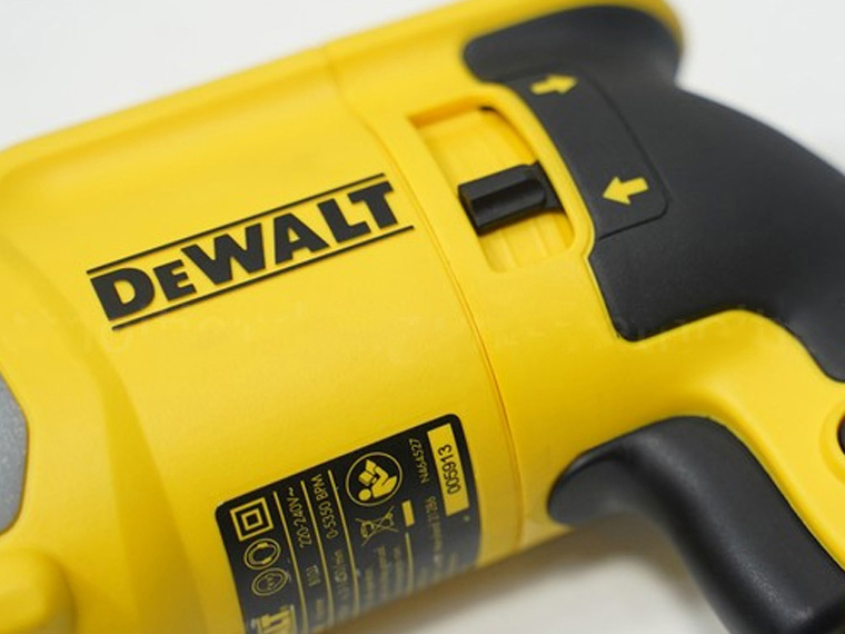 DeWalt D25144KA 