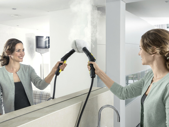 Máy làm sạch bằng hơi nước Karcher  