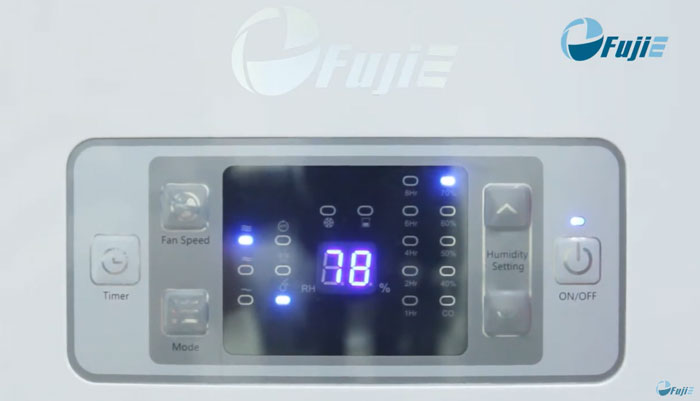 Máy hút ẩm dân dụng FujiE HM-916EC có bảng điều khiển hiện đại