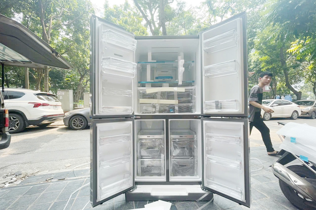 Unbox tủ lạnh Whirlpool Inverter 592 lít WFQ590WSSV
