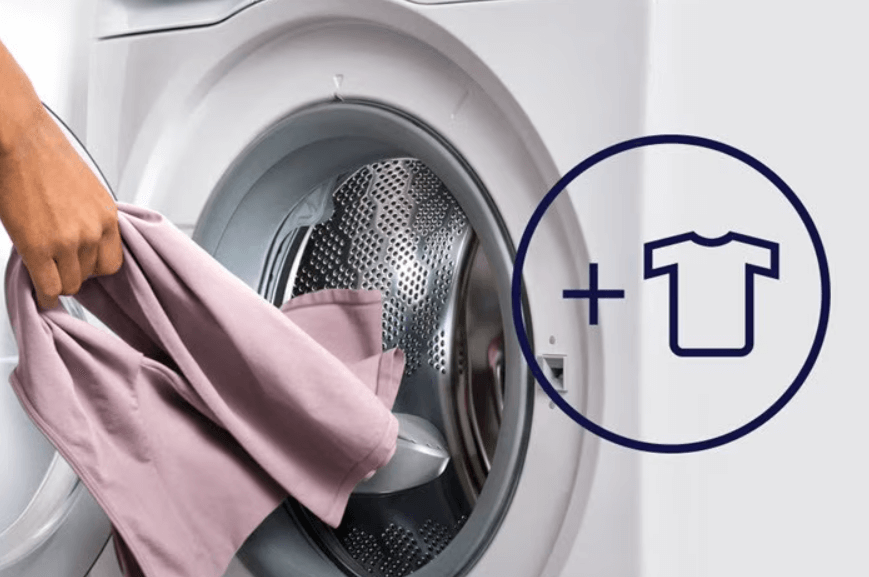 máy giặt Electrolux EWF8024P5SB đã tích hợp tính năng thêm quần áo khi máy đang giặt