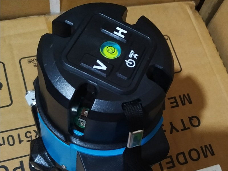 Máy cân mực 5 tia xanh Classic CLA 05GRE1