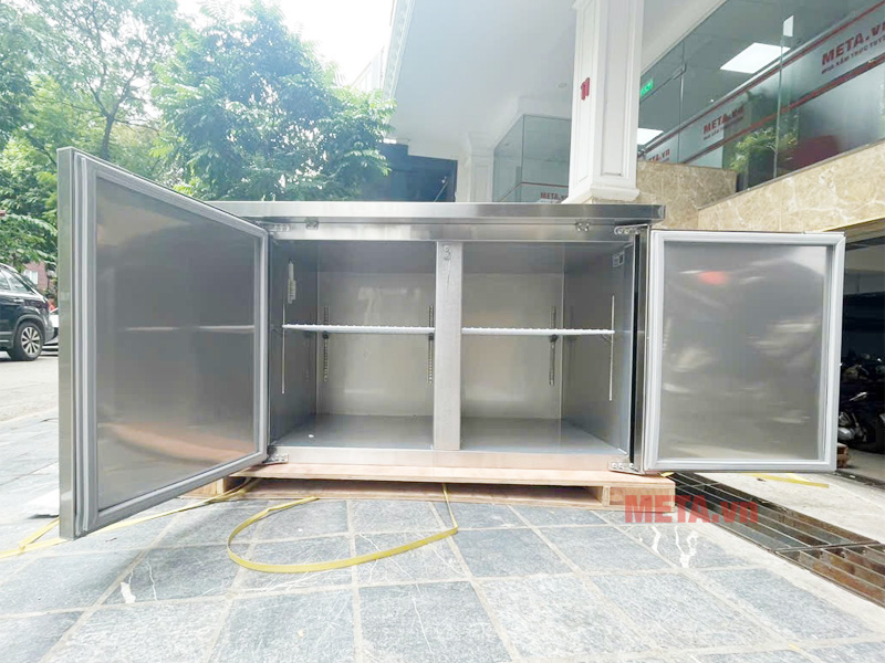 Tủ bàn mát 1500mm KIS-XDT15R - 382 lít