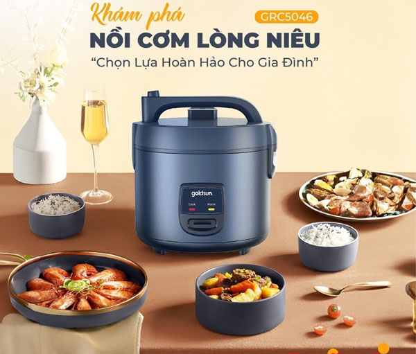 nồi cơm điện Goldsun GRC5046 có 2 chức năng nấu và giữ ấm