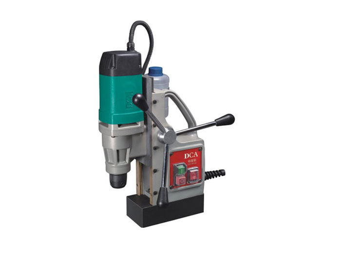 Máy khoan từ DCA AJC30