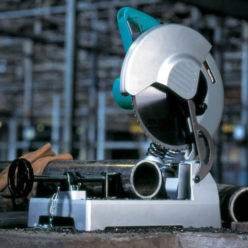 máy cắt kim loại Makita LC1230 có khả năng vận hành bền bỉ