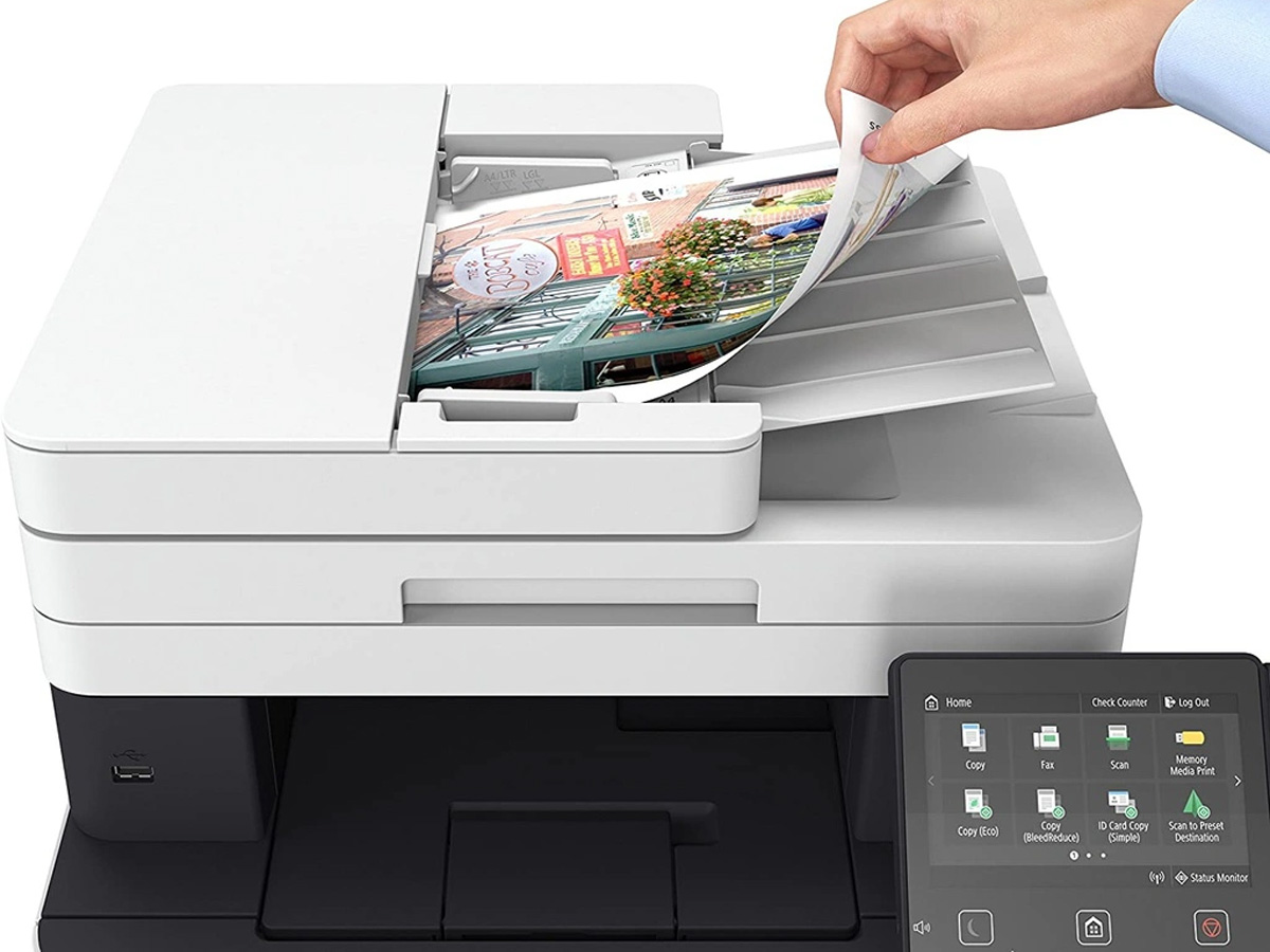 Máy in laser màu Canon MF643CDW