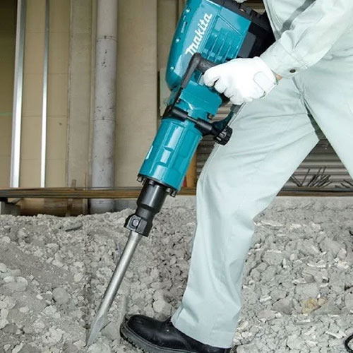 Máy đục bê tông Makita M8600B có khả năng đục ấn tượng