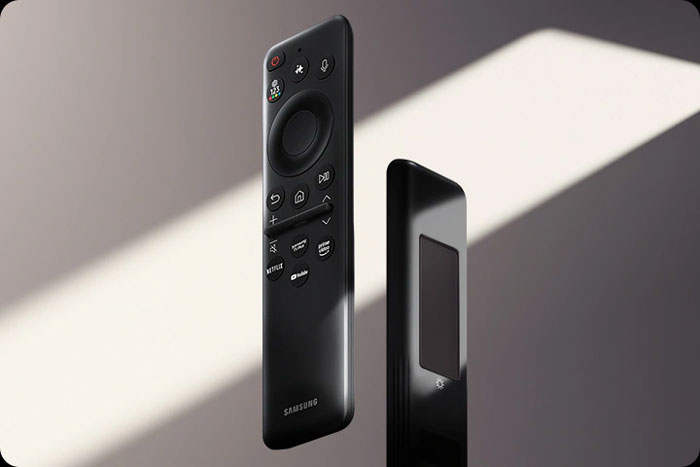 tivi Samsung 65 inch QA65S90FAEXXV có điều khiển sạc bằng năng lượng mặt trời