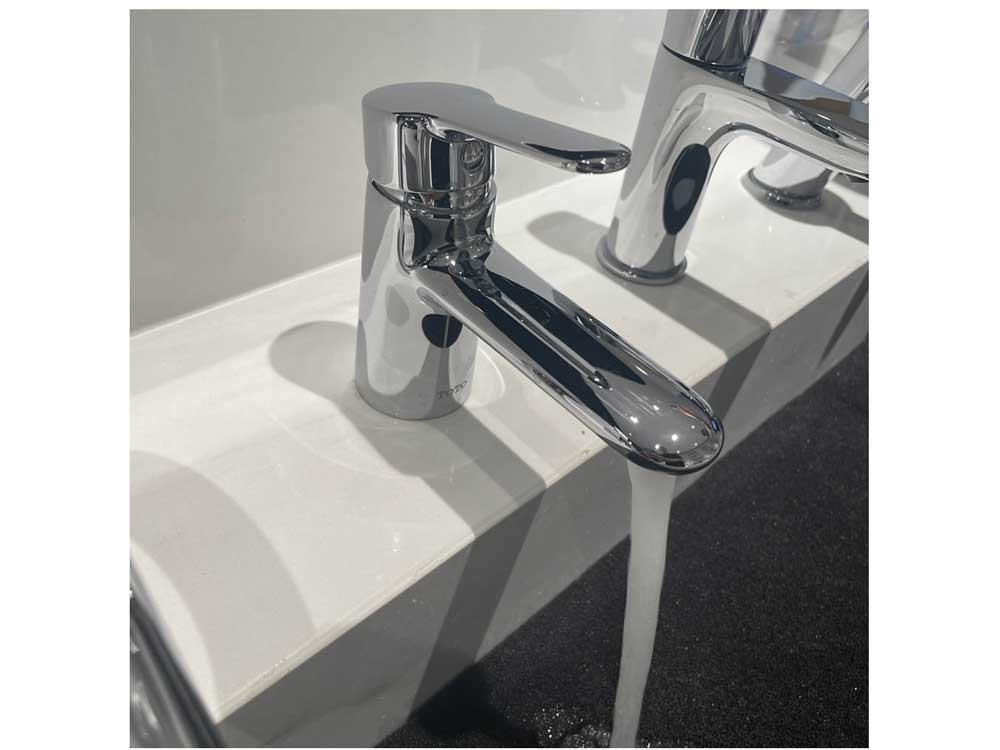 Vòi Lavabo lạnh Toto TVLC101NSR