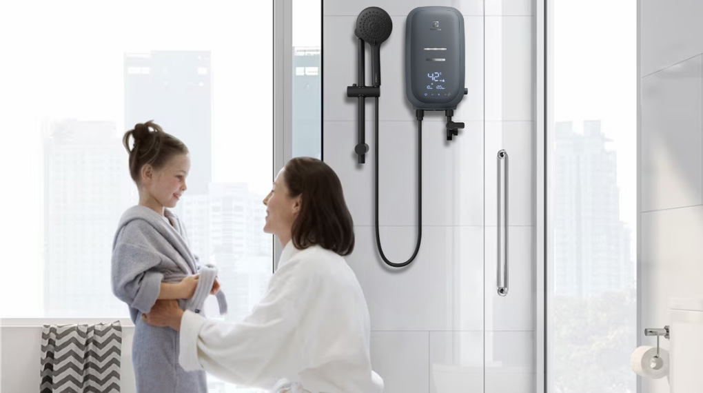 Máy nước nóng trực tiếp Electrolux 4500W EWE451SB-G6