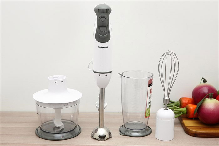 Lưỡi dao của máy xay Sharp EM-H076SV-WH được làm từ chất liệu inox 301