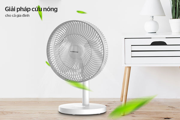 Mẫu quạt sạc điện Sunhouse SHD7115 này sở hữu kiểu dáng nhỏ gọn