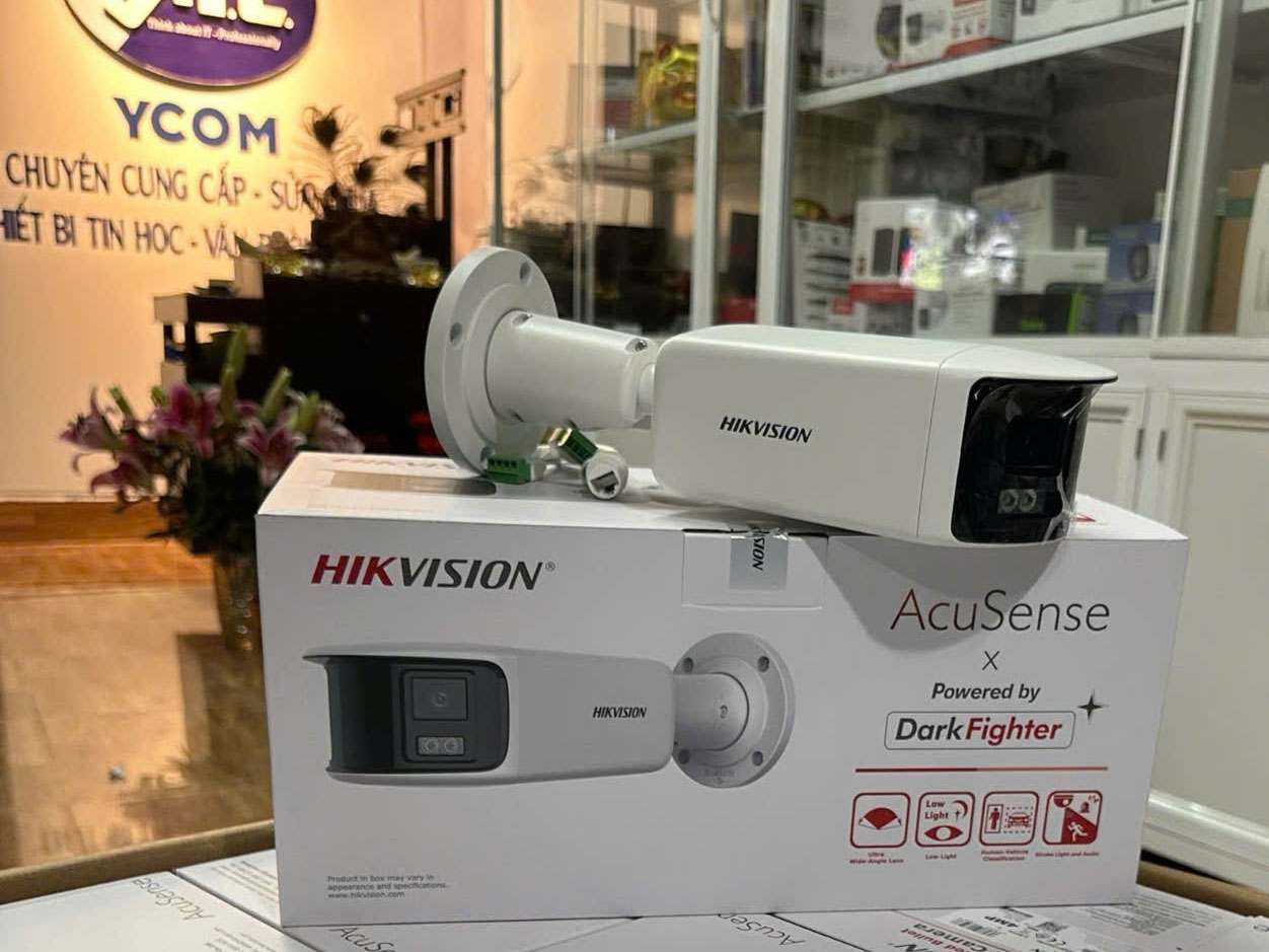 Camera IP thân trụ Hikvision 