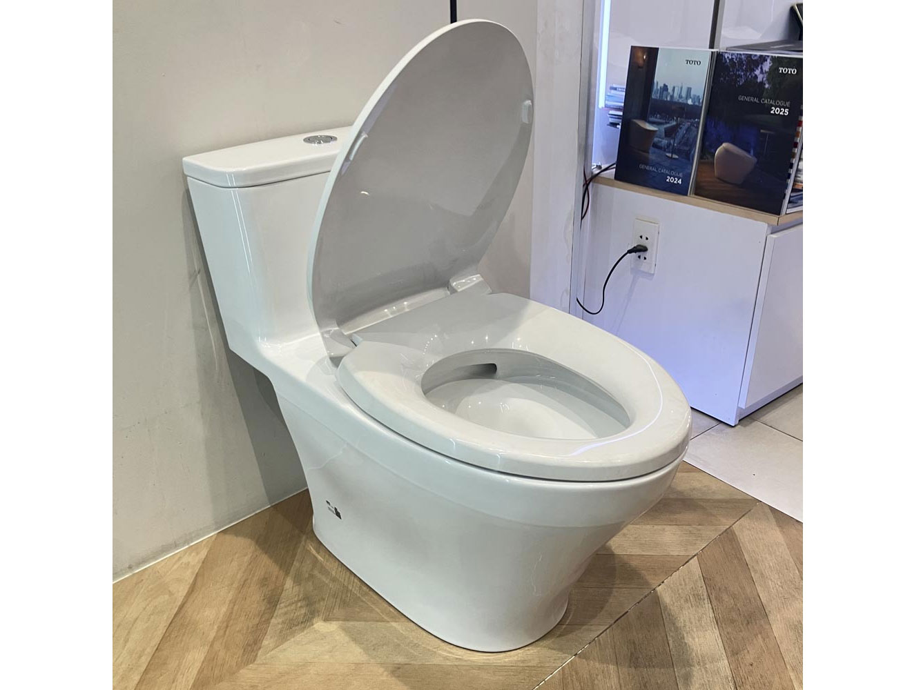 Toto MS857DT2 